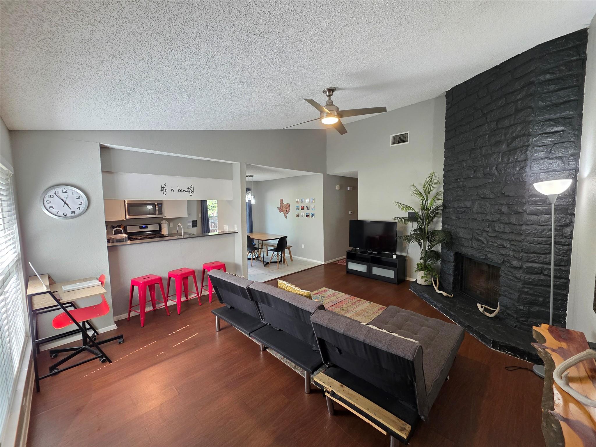 11815 Lochridge Dr # B, Austin, TX 78758