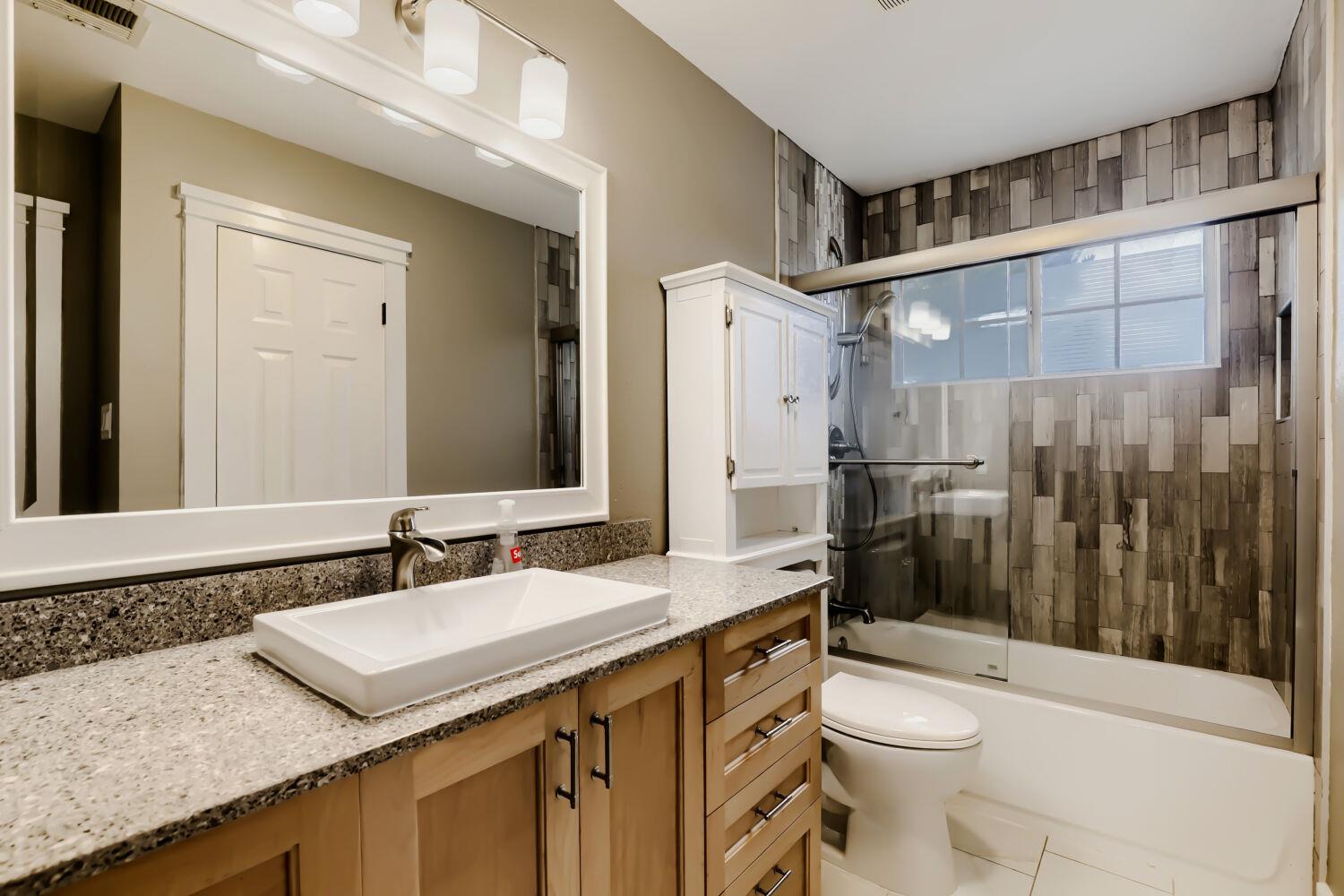 216 Sailors Run, Lakeway, TX 78734