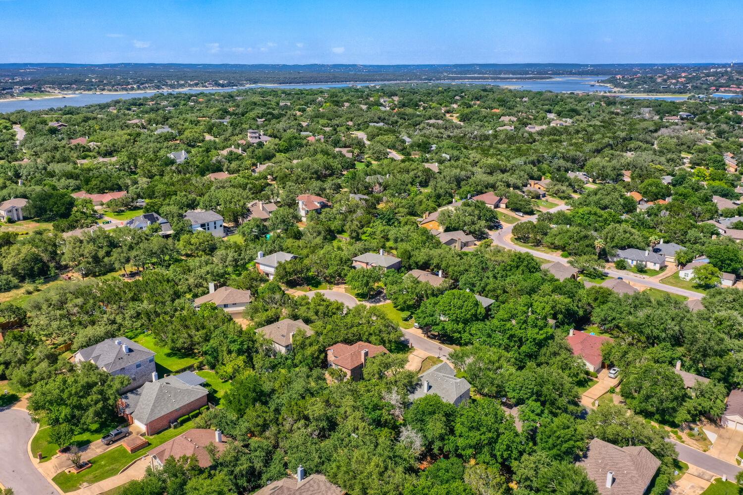216 Sailors Run, Lakeway, TX 78734