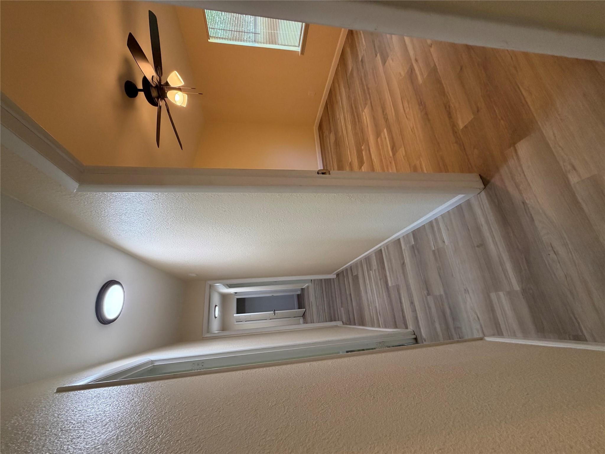 236 Live Oak Dr, Cedar Creek, TX 78612