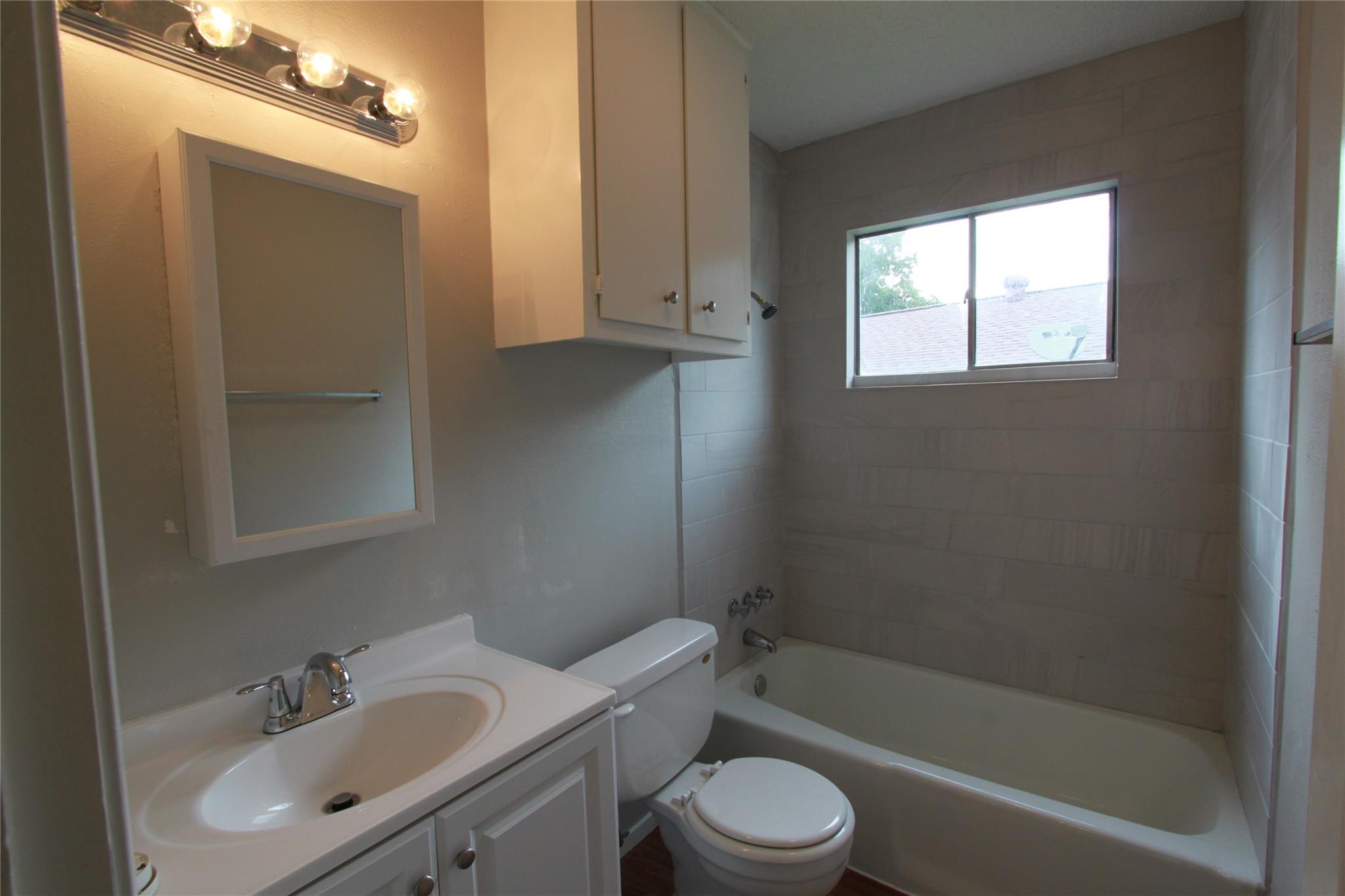 6606 Betty Cook Dr, Austin, TX 78723