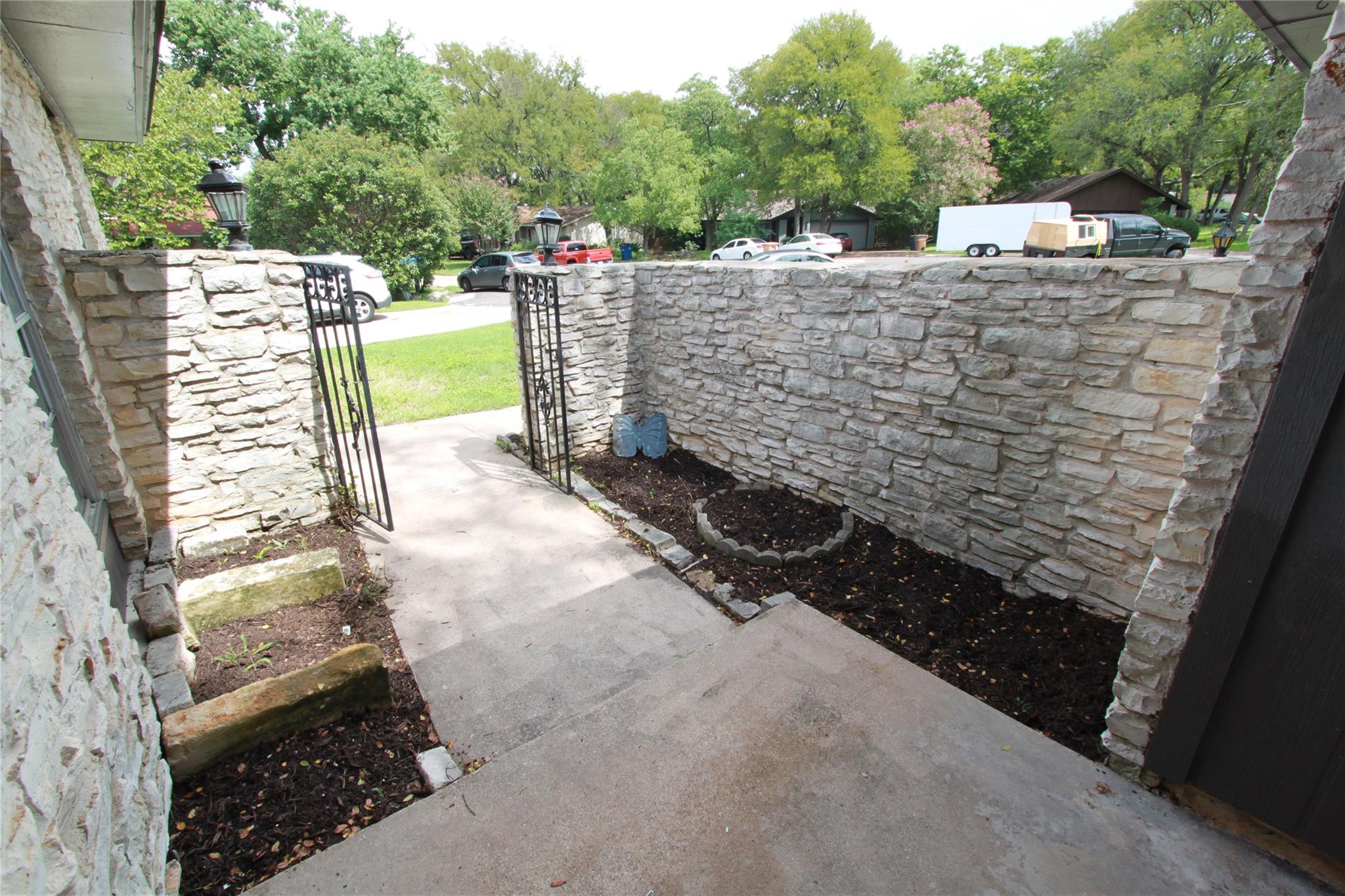 6606 Betty Cook Dr, Austin, TX 78723