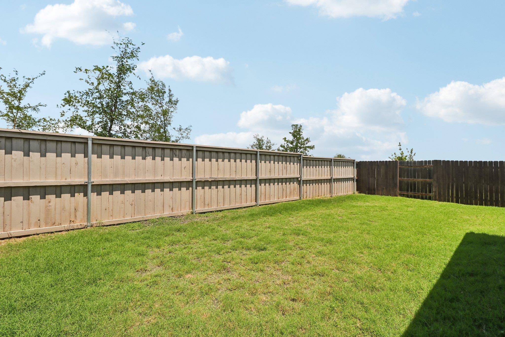 112 Chinaberry Bnd, Bastrop, TX 78602