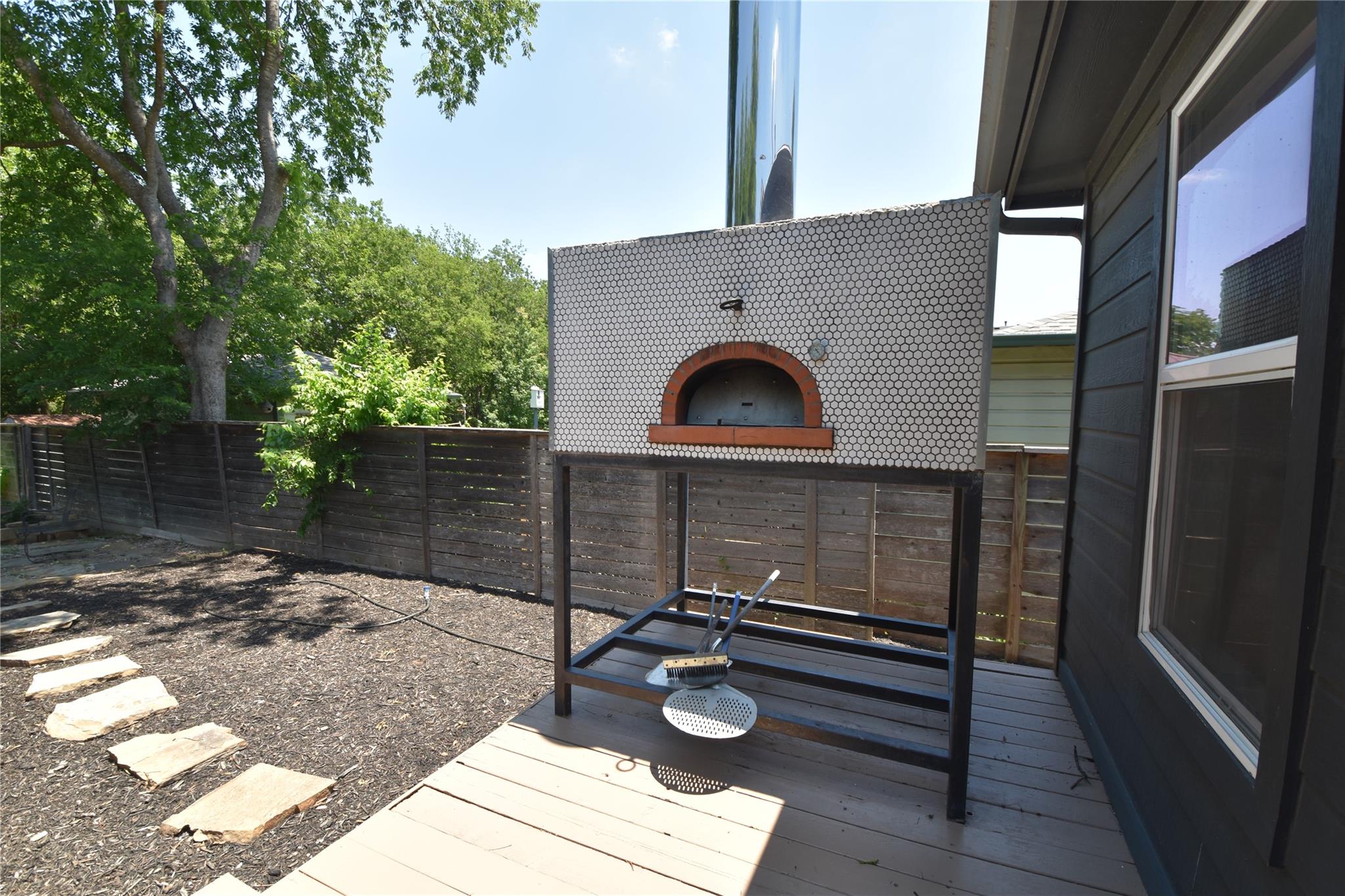 2012 S Payne Ave # A, Austin, TX 78757