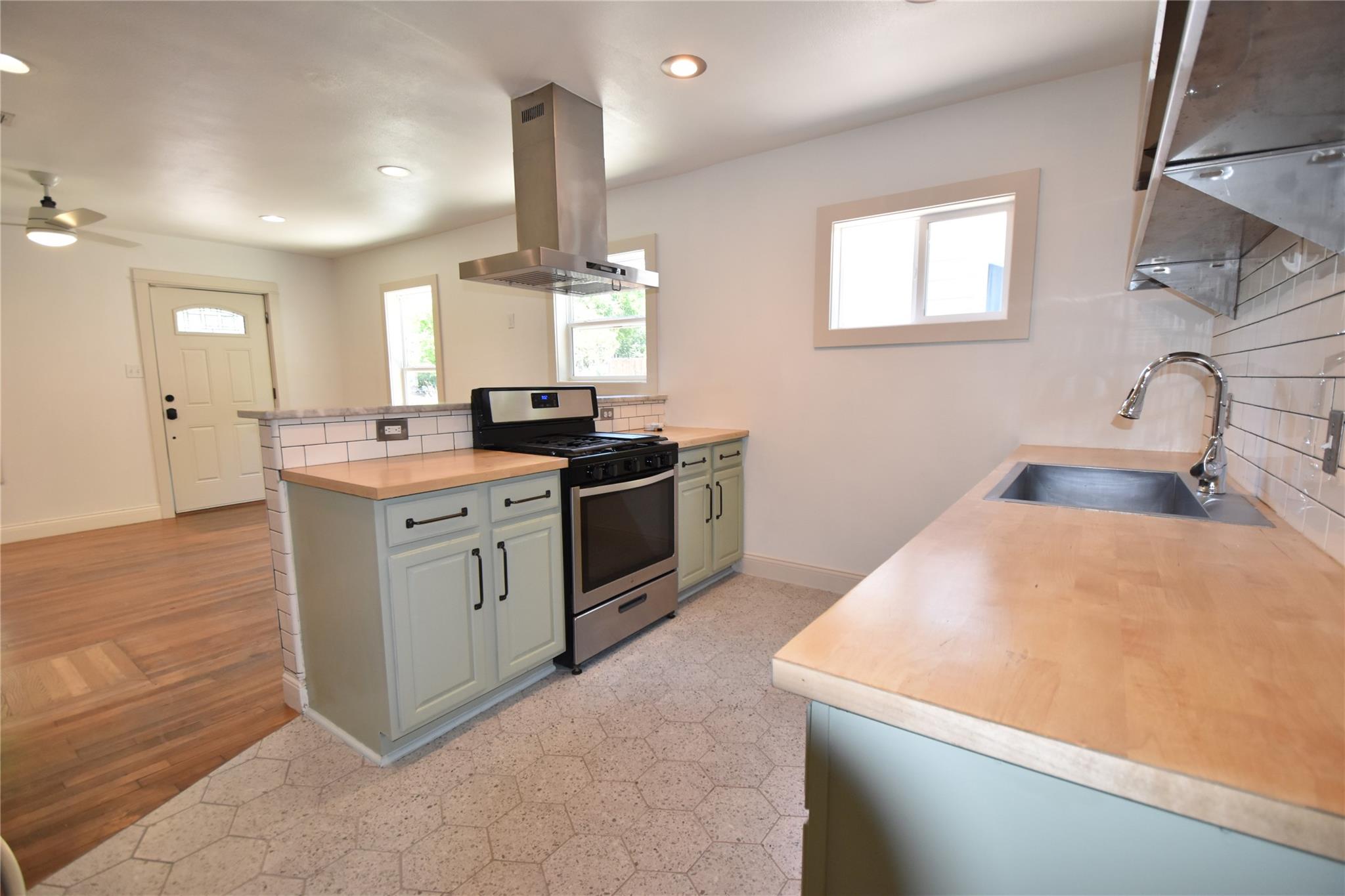2012 S Payne Ave # A, Austin, TX 78757