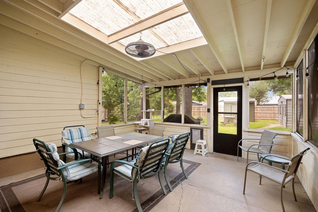 7512 Saint Louis St, Austin, TX 78757