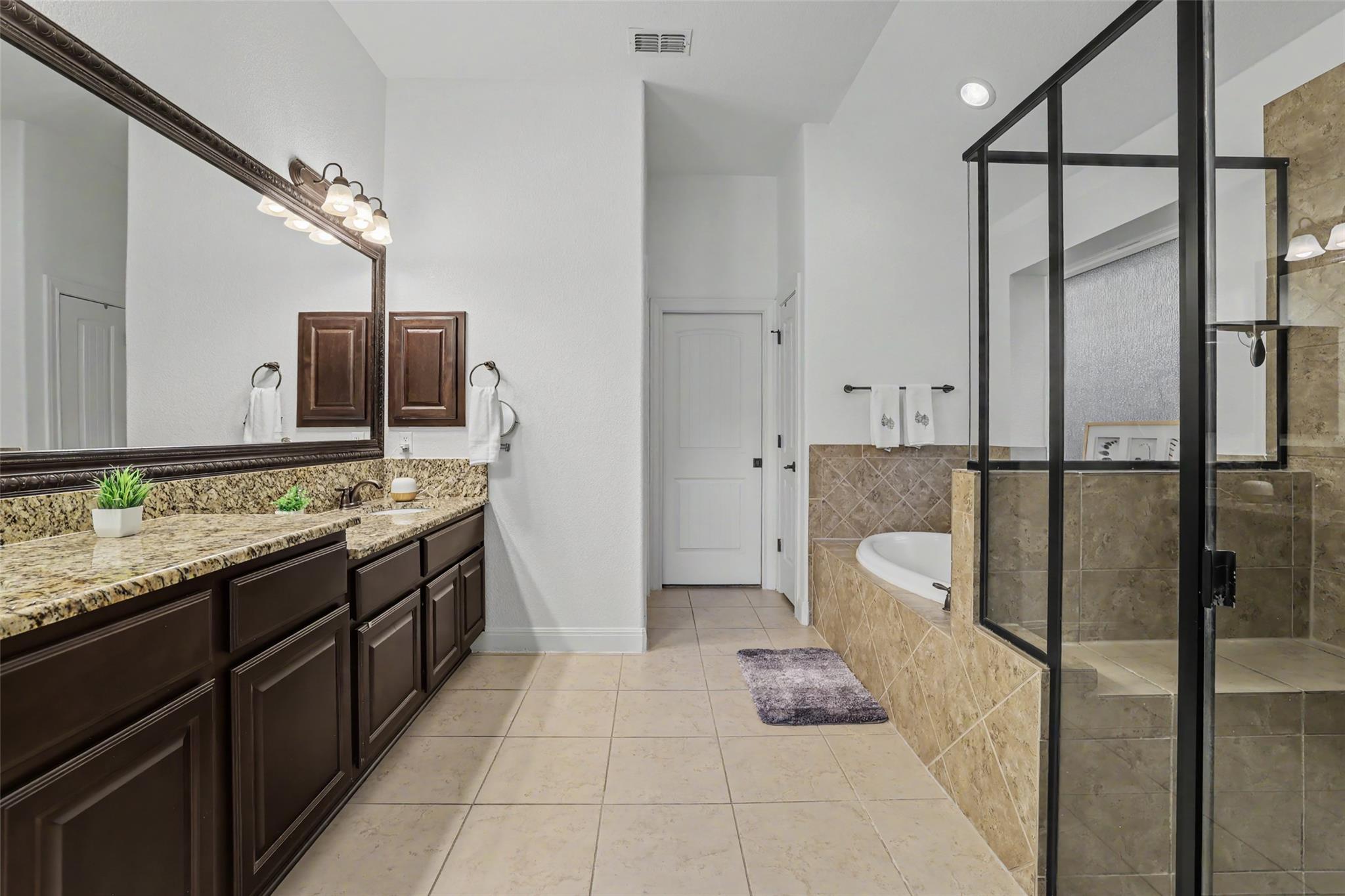 1010 Canyon Edge Dr, Austin, TX 78733