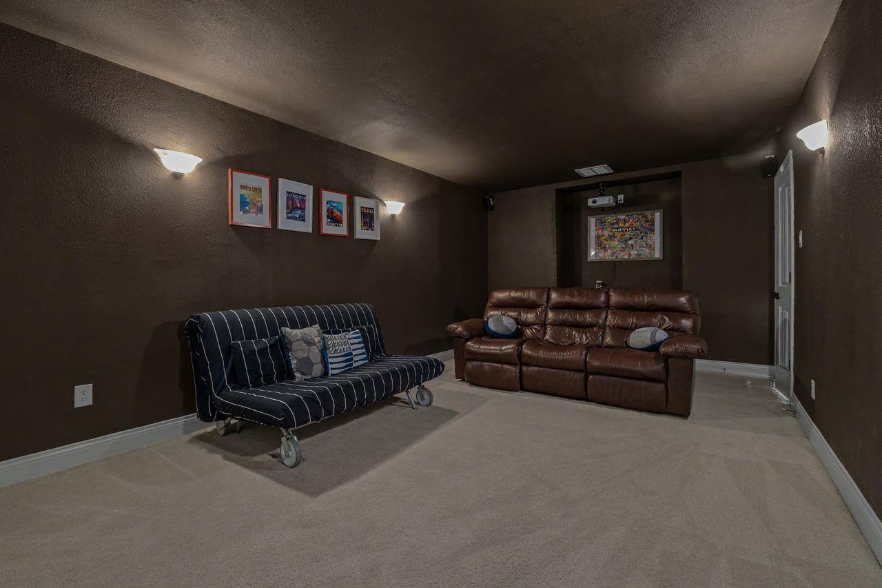 1010 Canyon Edge Dr, Austin, TX 78733