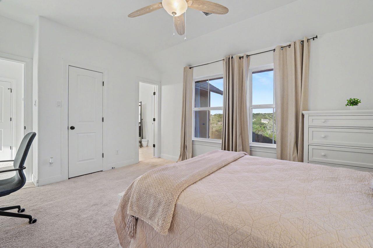 1010 Canyon Edge Dr, Austin, TX 78733