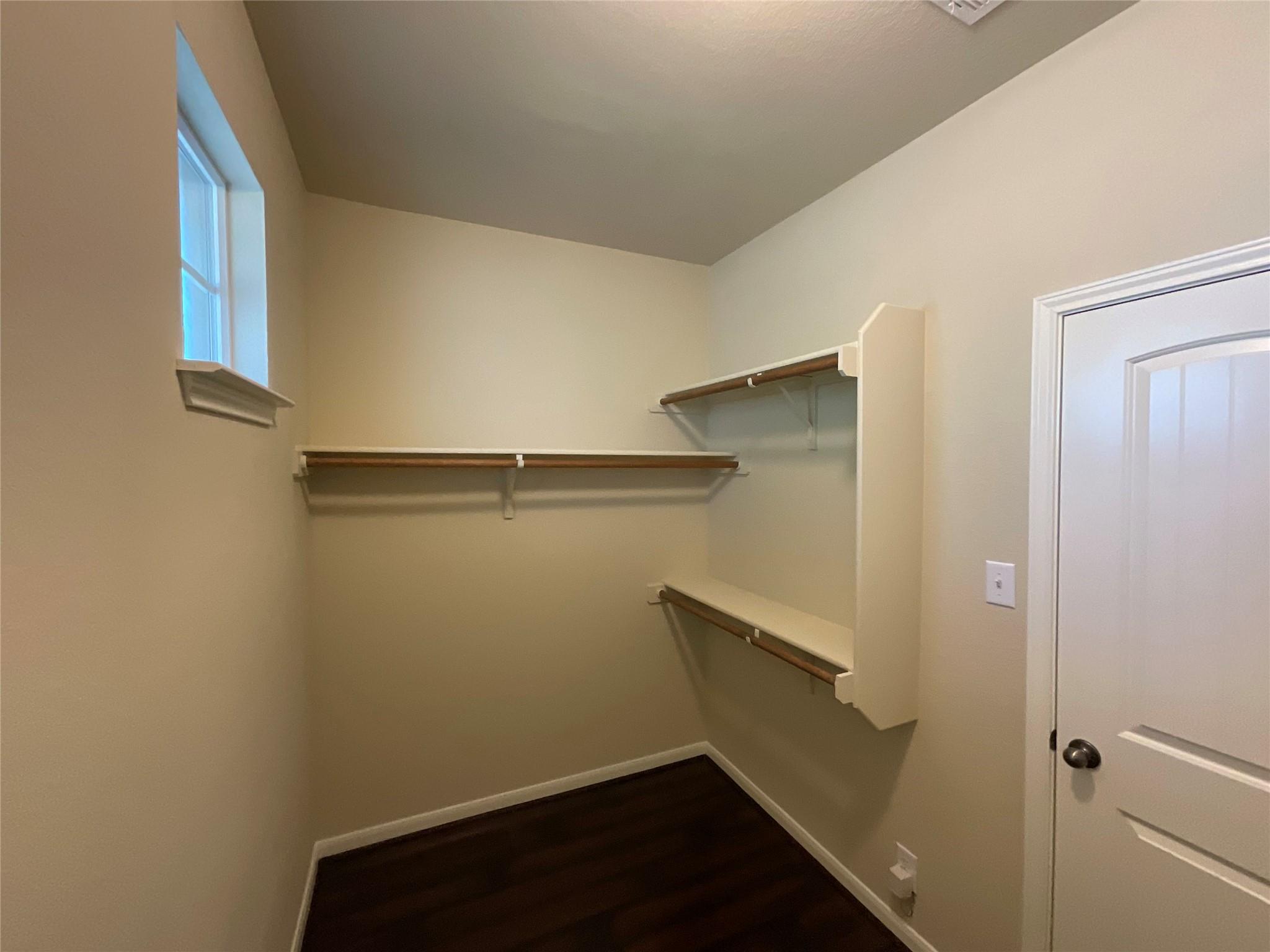 1911 CONN CREEK Rd, Cedar Park, TX 78613