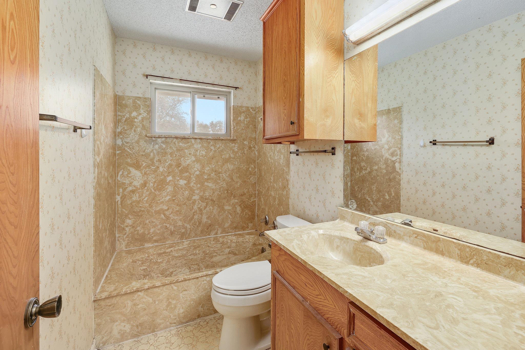 9400 Lauralan Dr, Austin, TX 78736