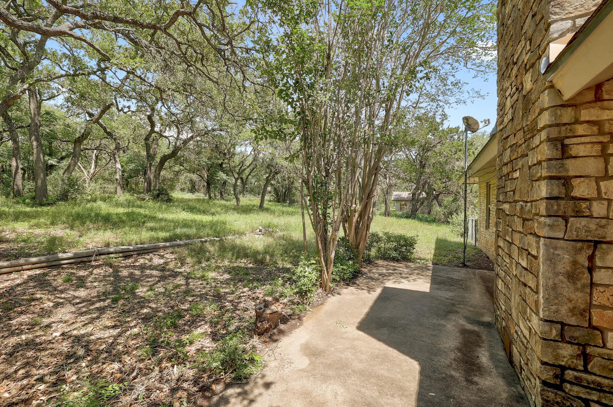 9400 Lauralan Dr, Austin, TX 78736