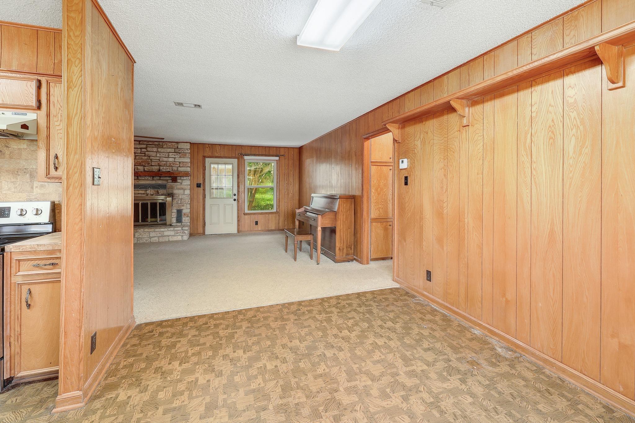 9400 Lauralan Dr, Austin, TX 78736