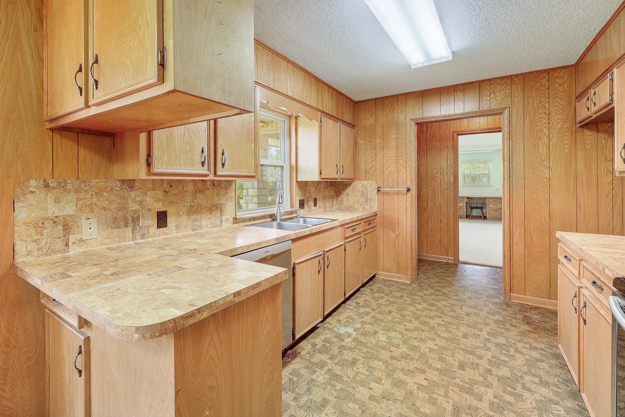9400 Lauralan Dr, Austin, TX 78736