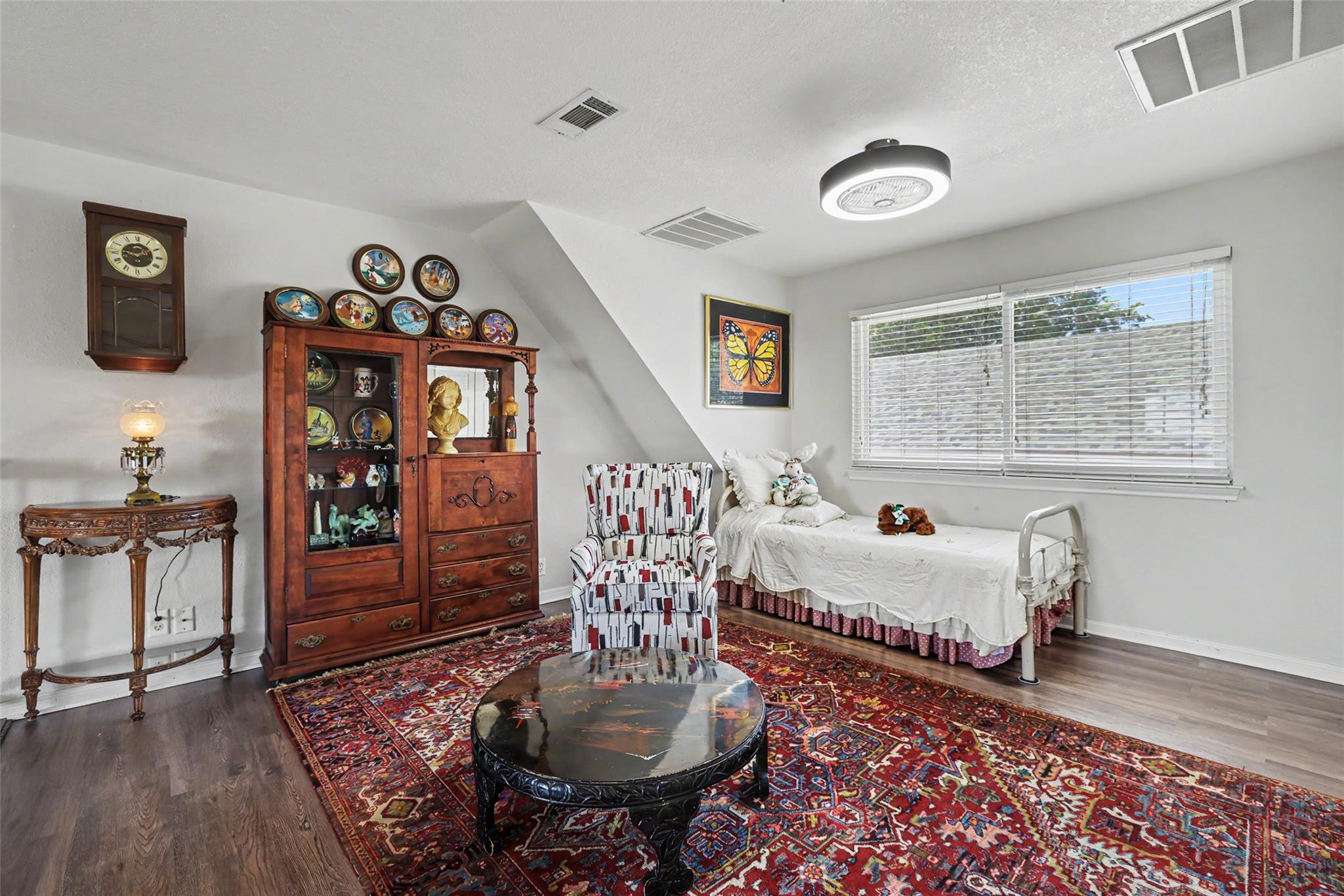 9859 Hodge Canyon Dr, Salado, TX 76571