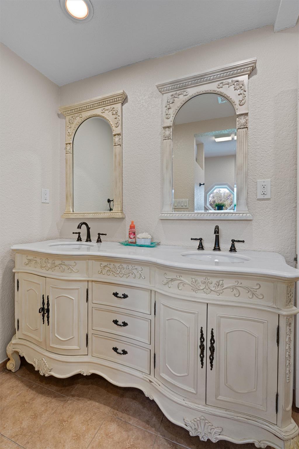 3026 Gabriel View Dr, Georgetown, TX 78628