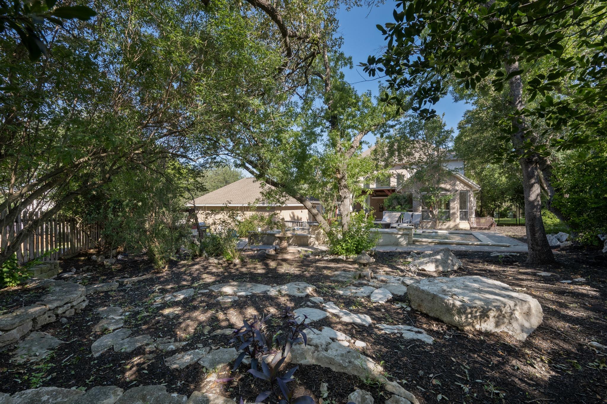 10011 Brightling Ln, Austin, TX 78750