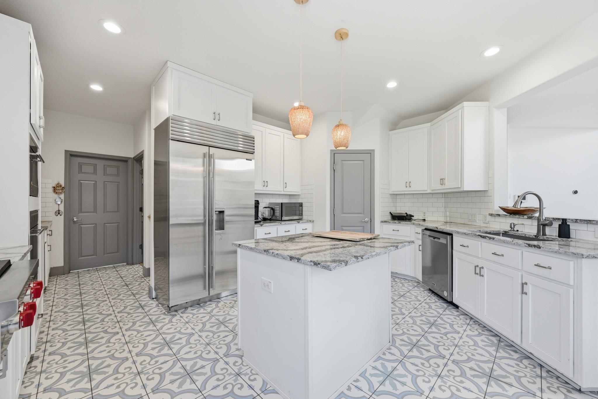 10011 Brightling Ln, Austin, TX 78750