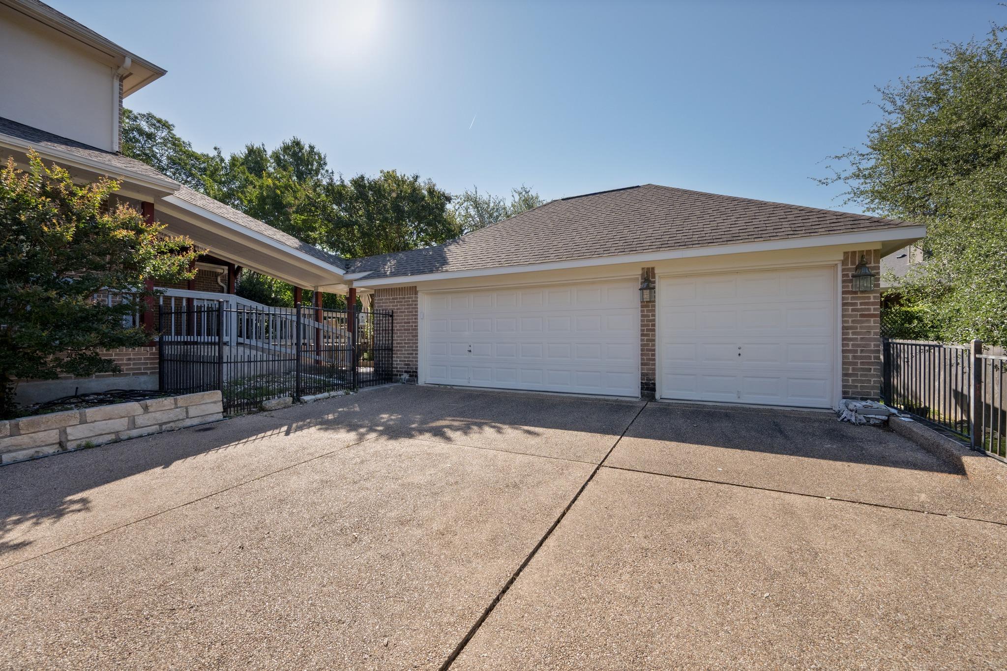10011 Brightling Ln, Austin, TX 78750