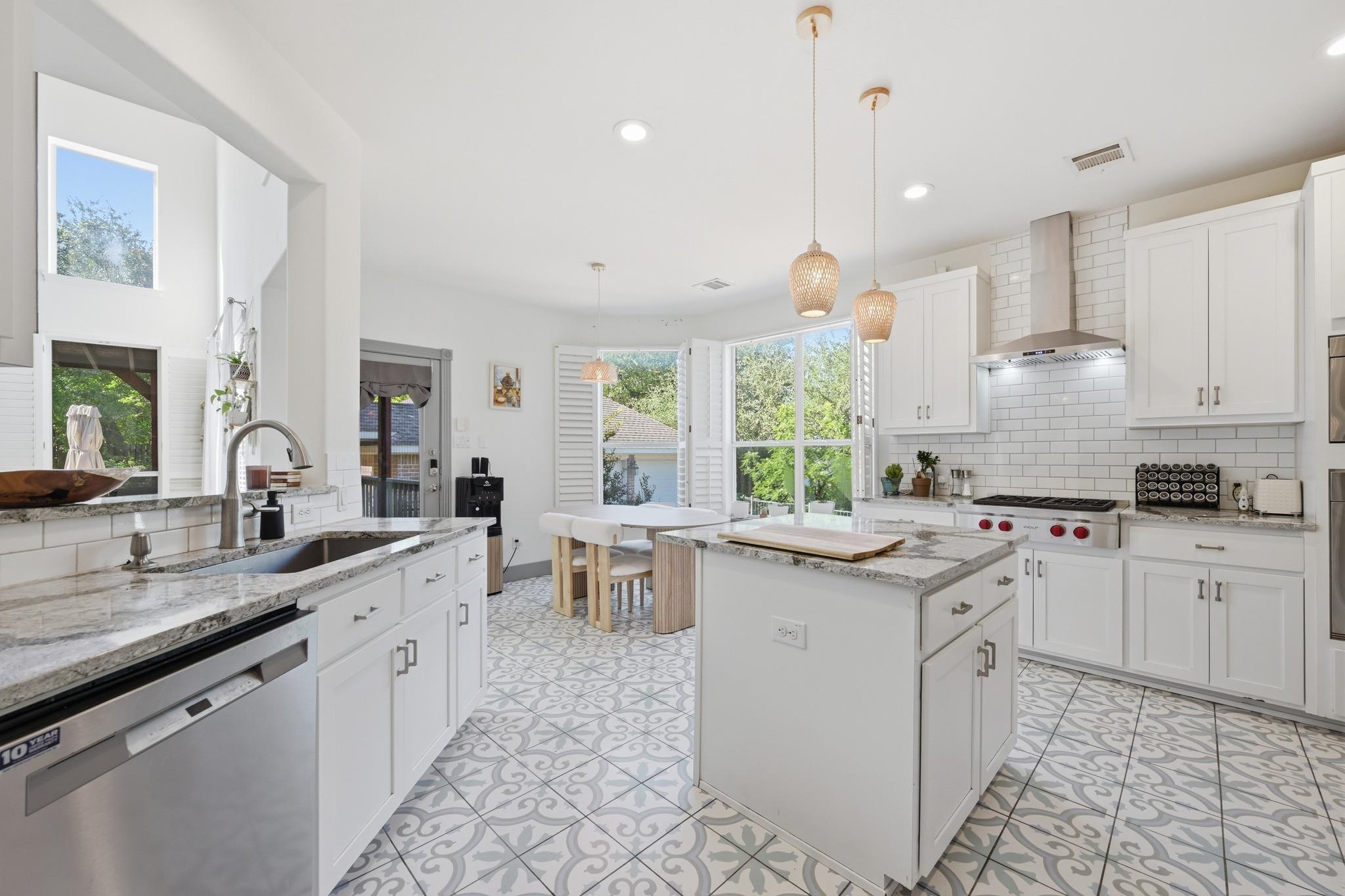 10011 Brightling Ln, Austin, TX 78750