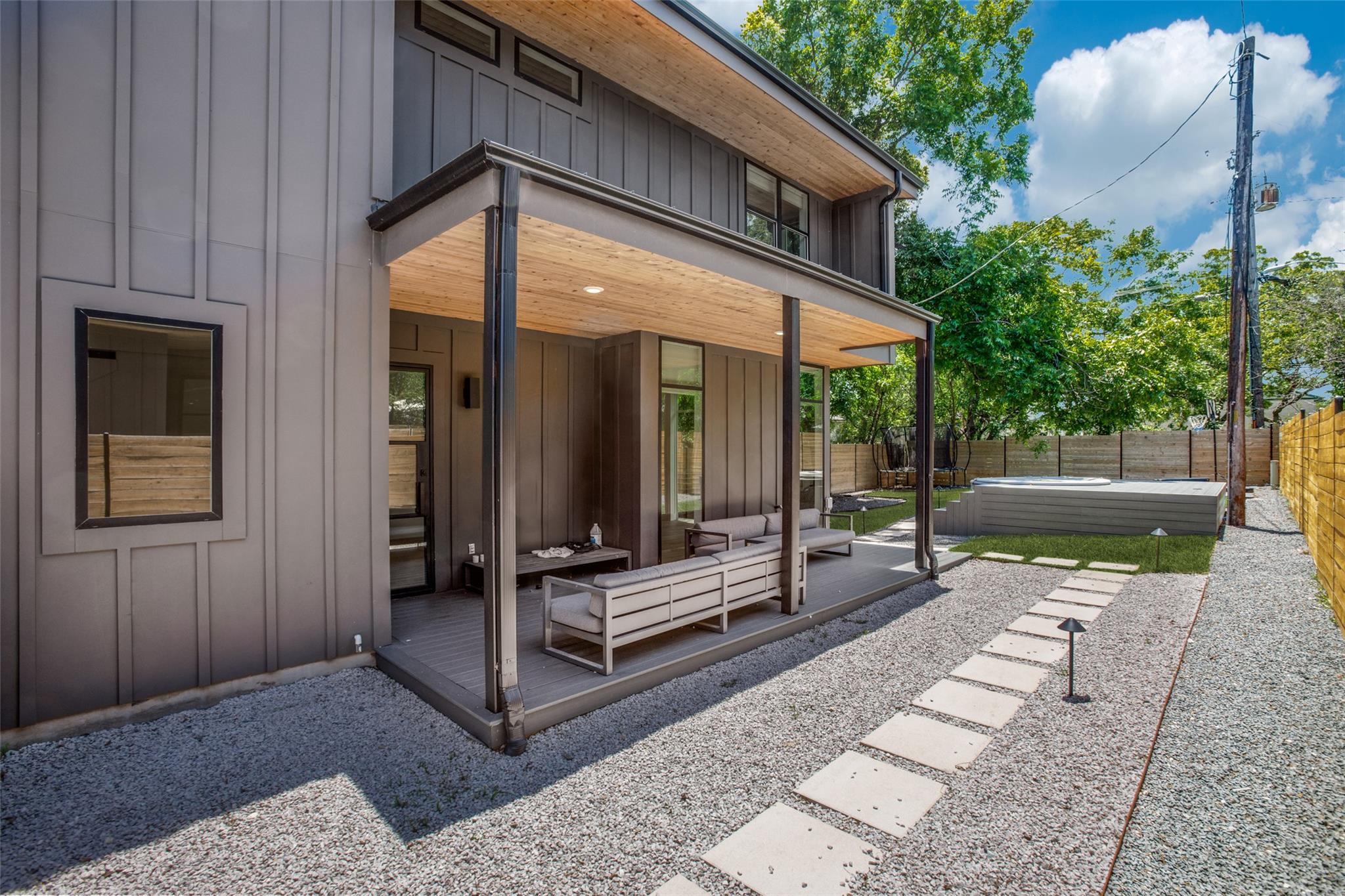 1407 Valleyridge Dr # A, Austin, TX 78704