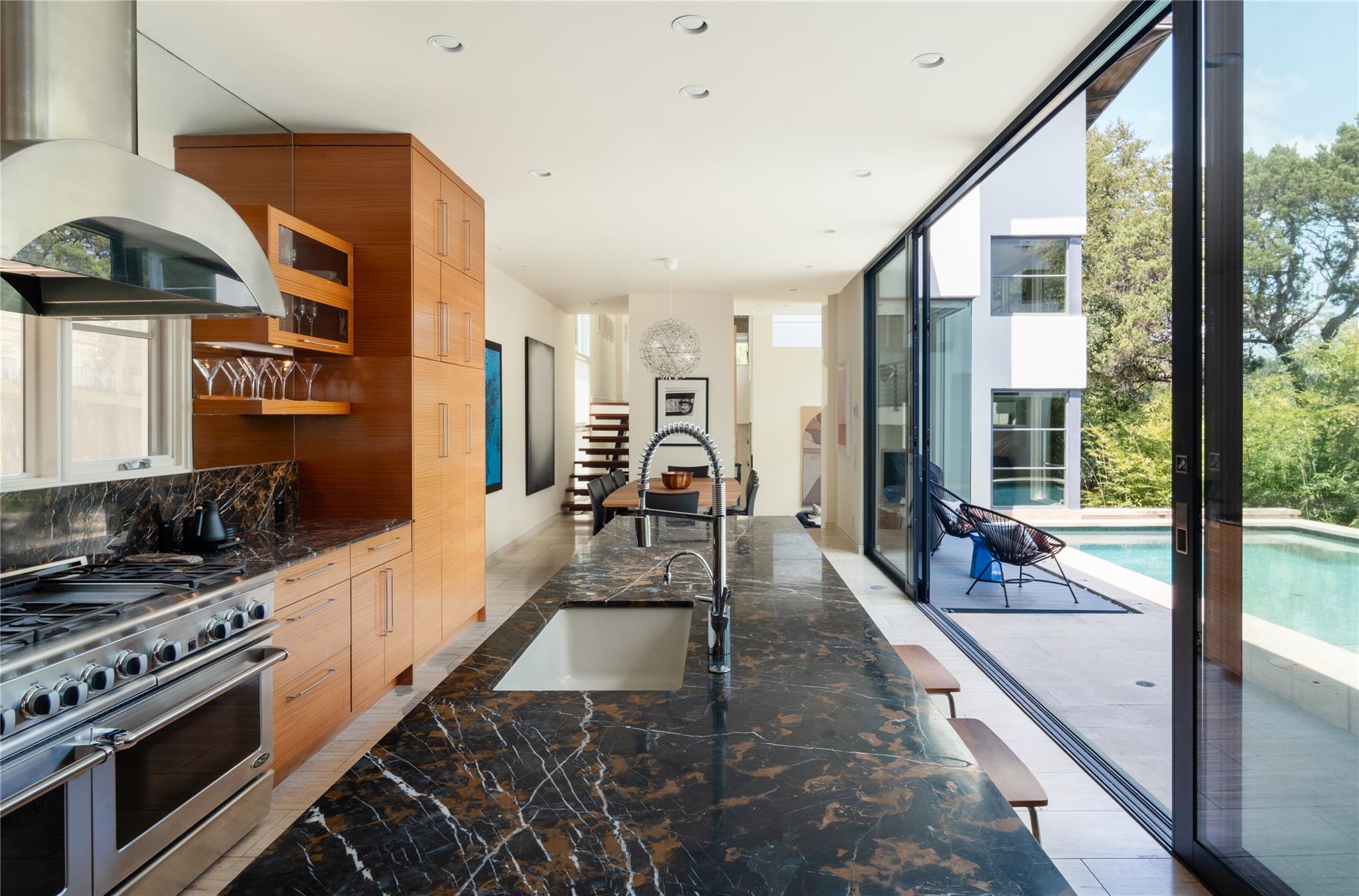 1407 Alameda Dr, Austin, TX 78704