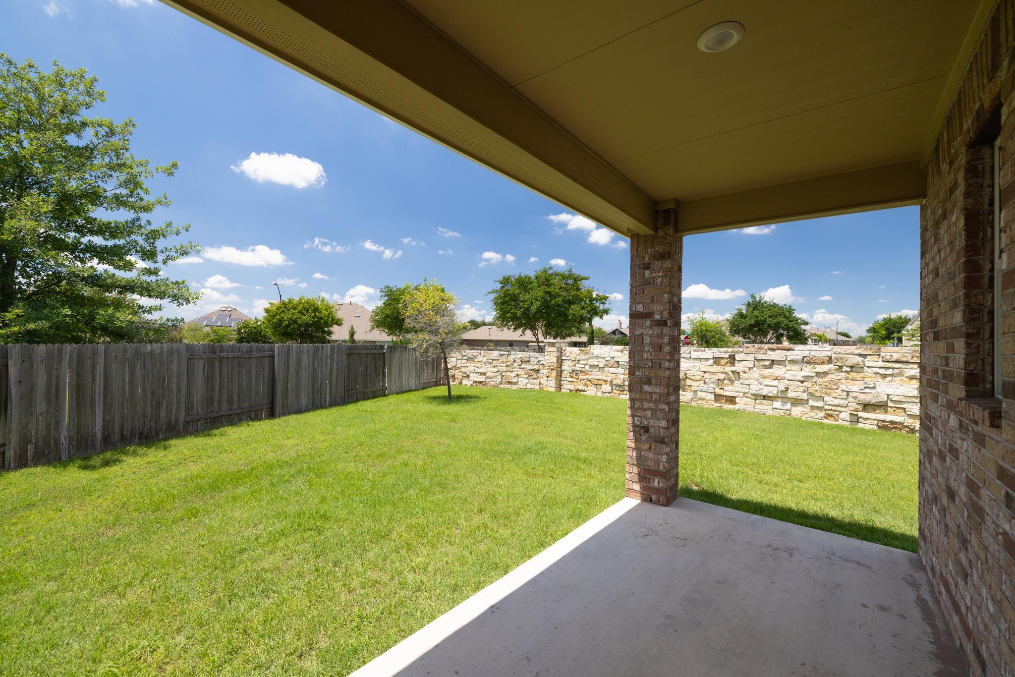 1016 Danish Cv, Hutto, TX 78634