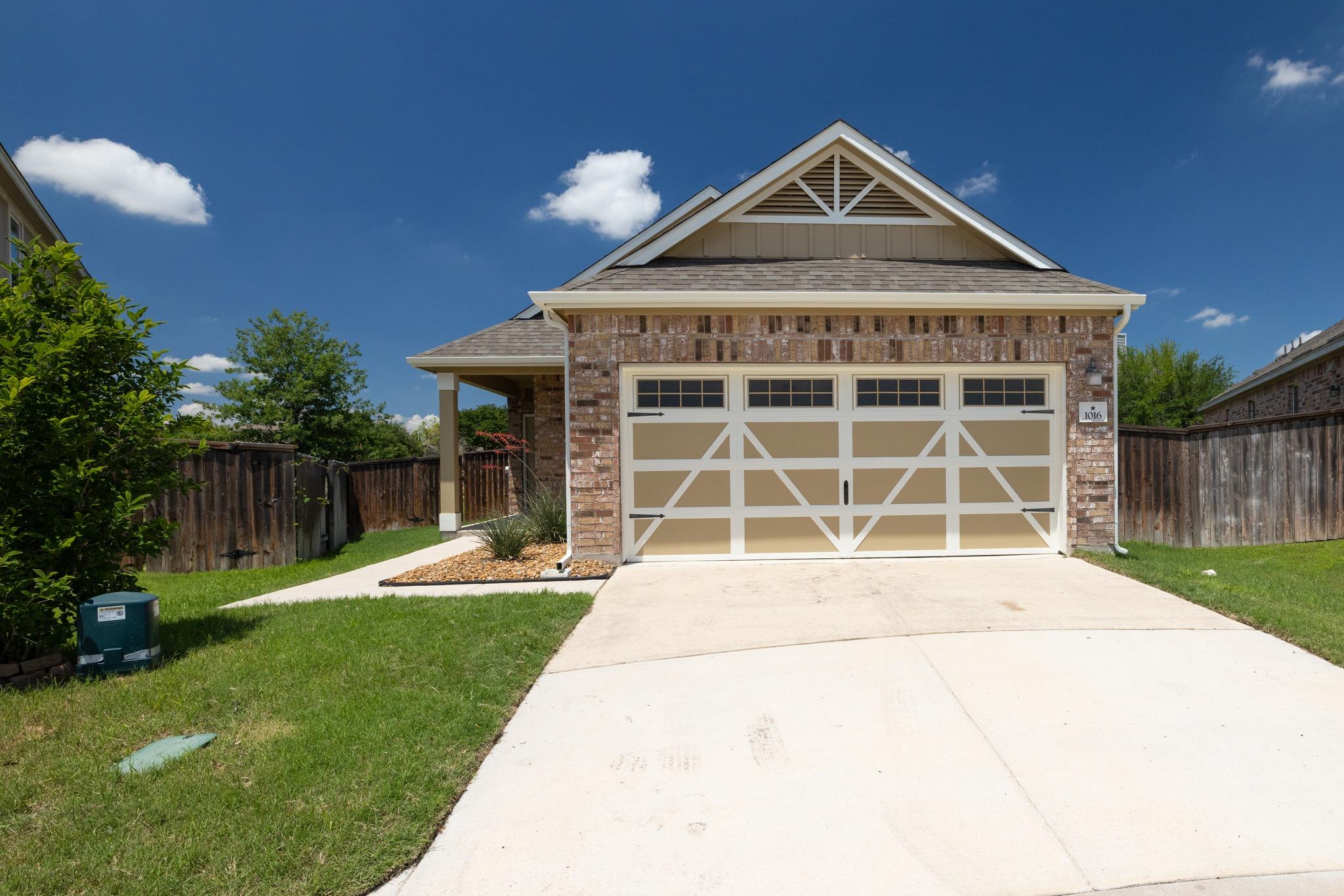 1016 Danish Cv, Hutto, TX 78634
