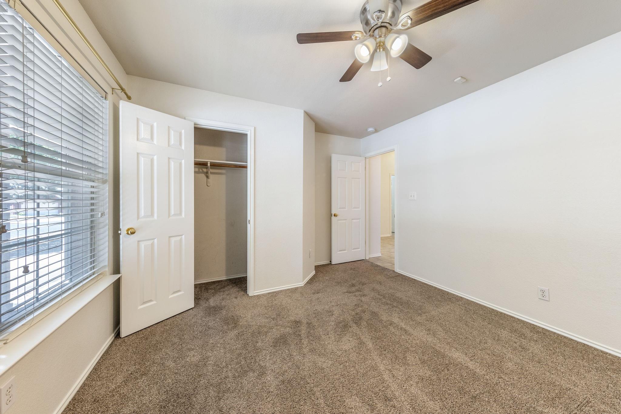 1400 Brighton Bend Ln, Cedar Park, TX 78613