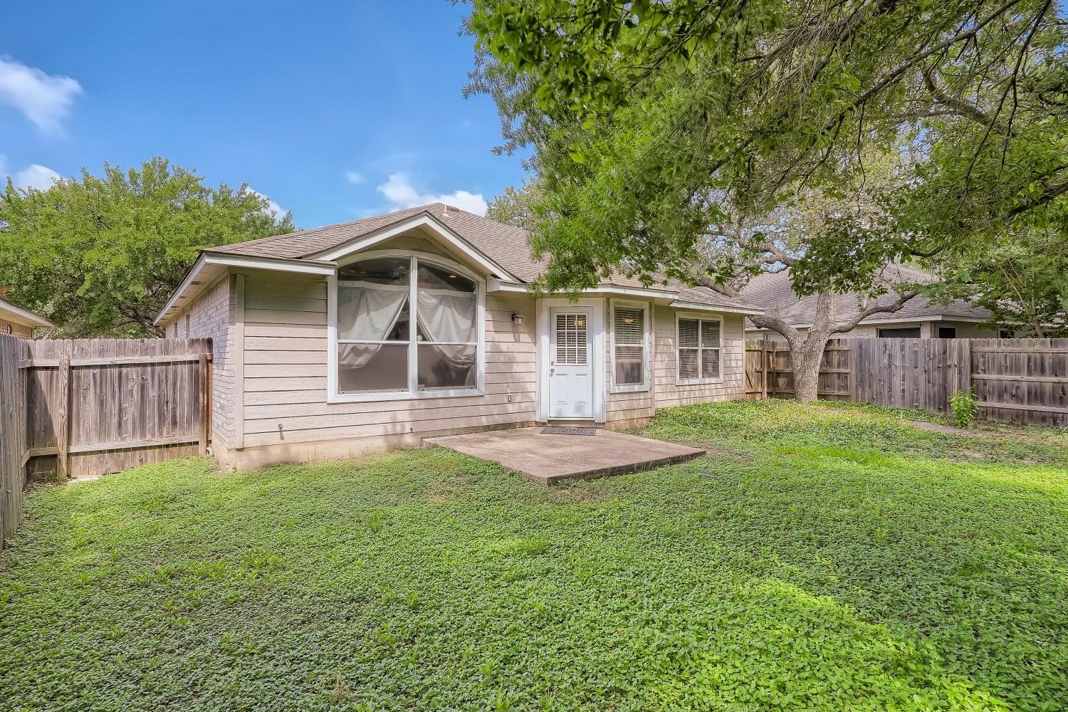 1400 Brighton Bend Ln, Cedar Park, TX 78613