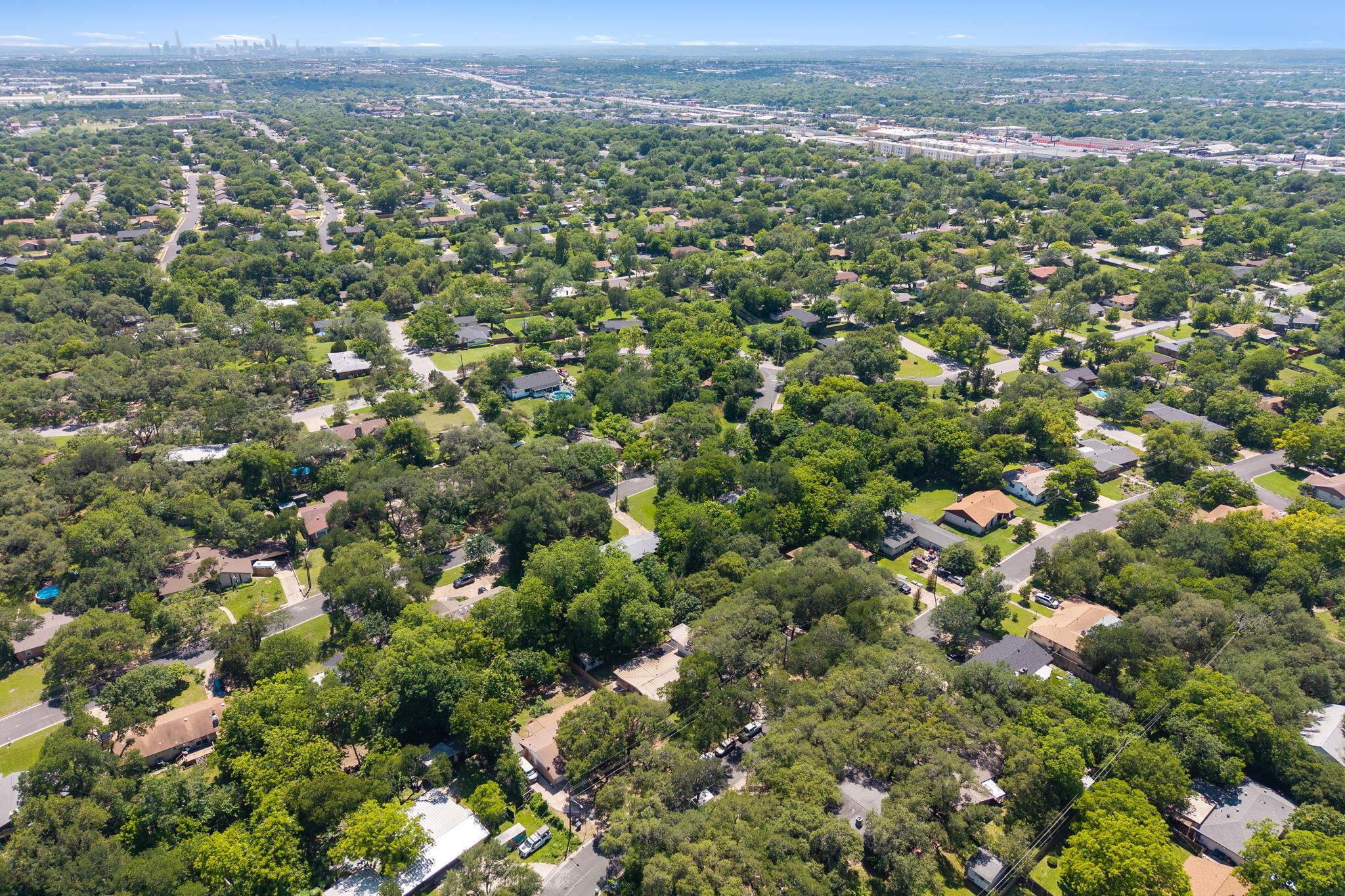 1110 Hollybluff St, Austin, TX 78753