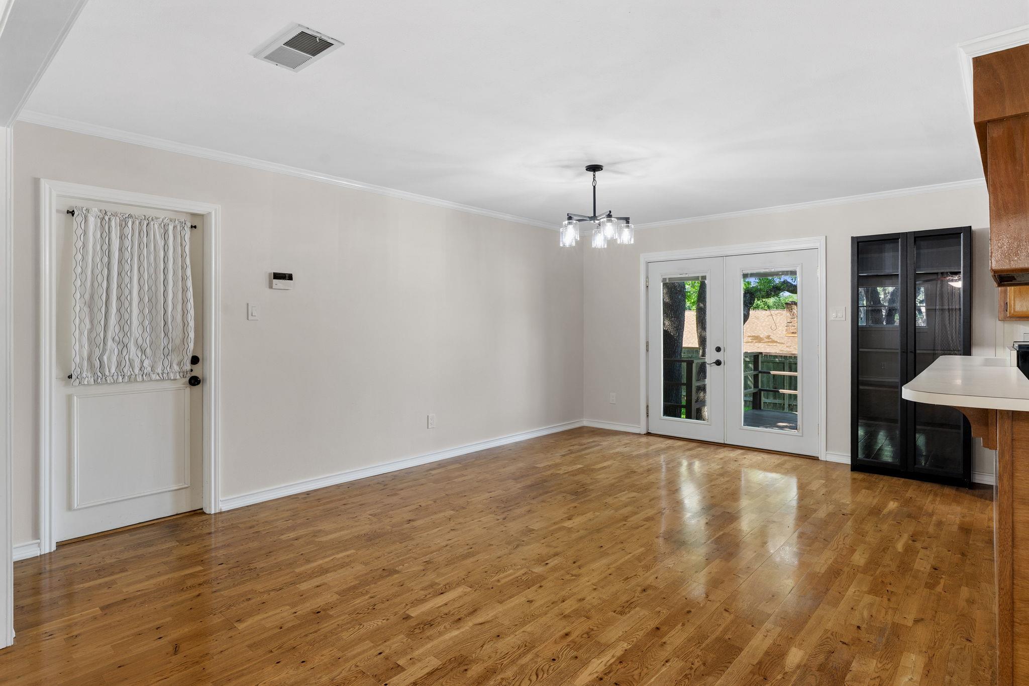 1110 Hollybluff St, Austin, TX 78753