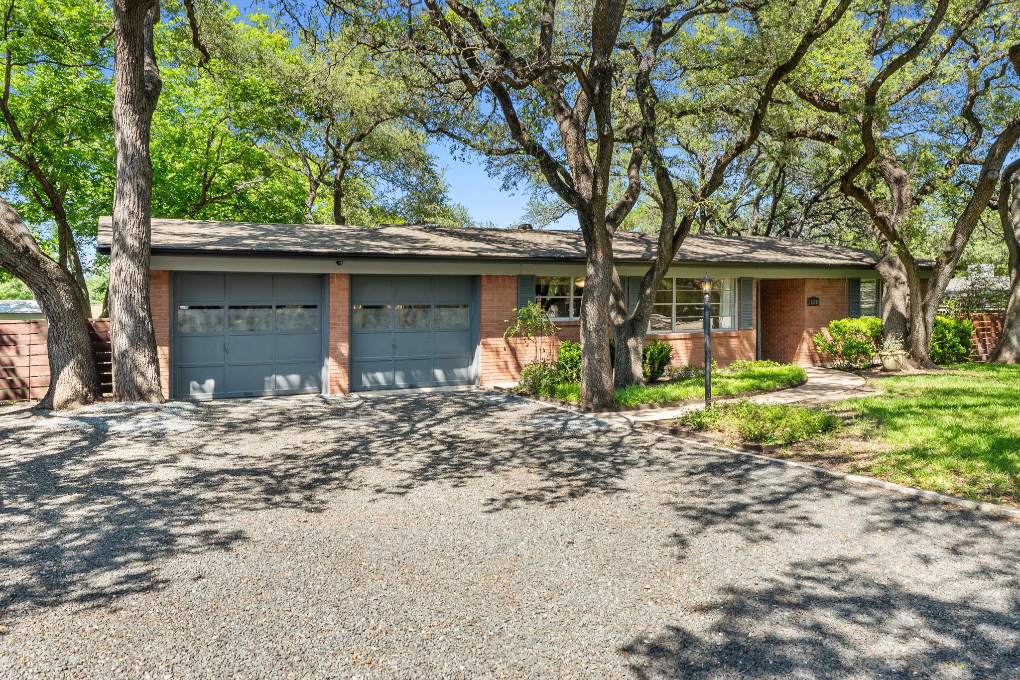 1110 Hollybluff St, Austin, TX 78753