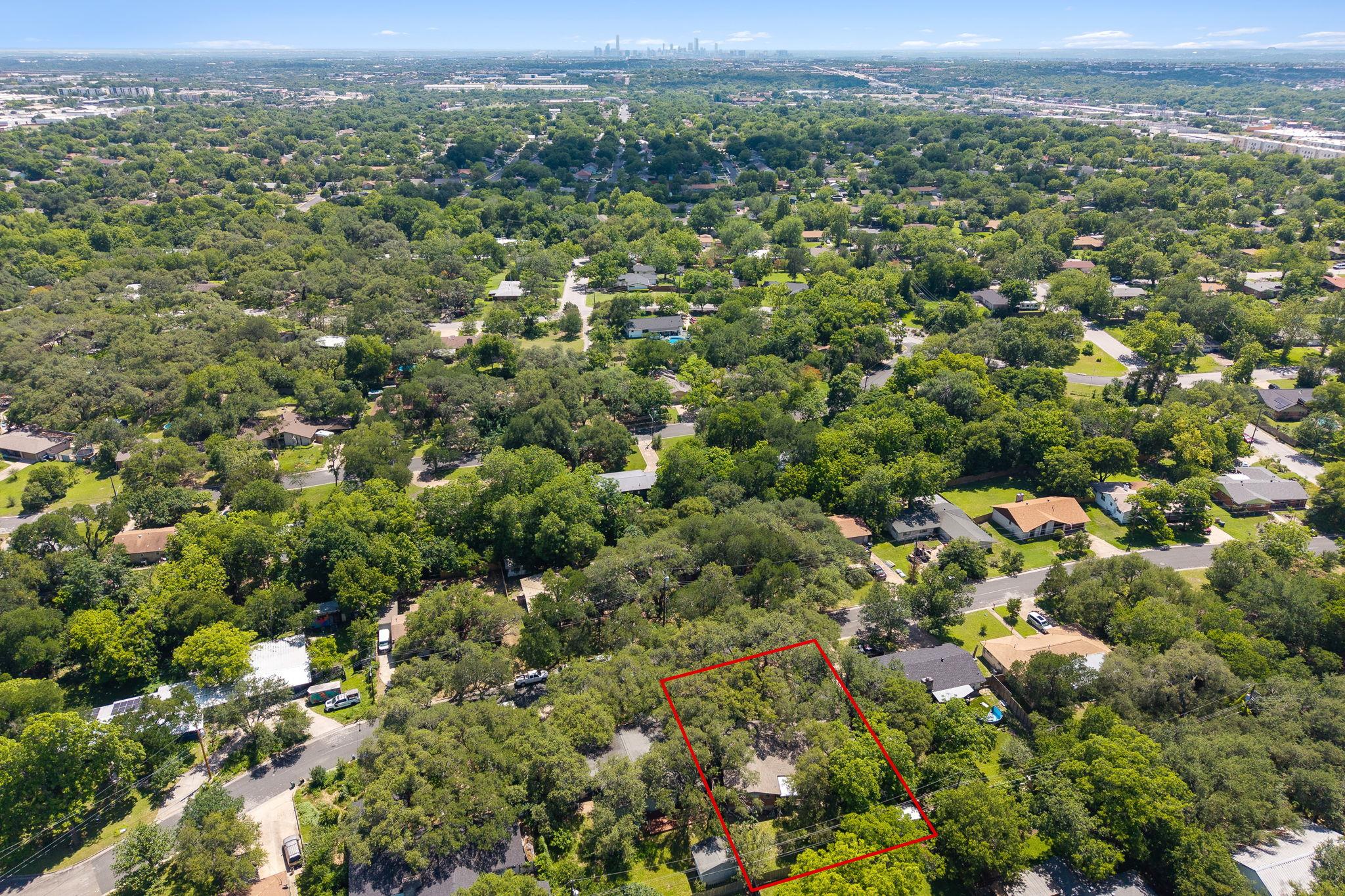 1110 Hollybluff St, Austin, TX 78753