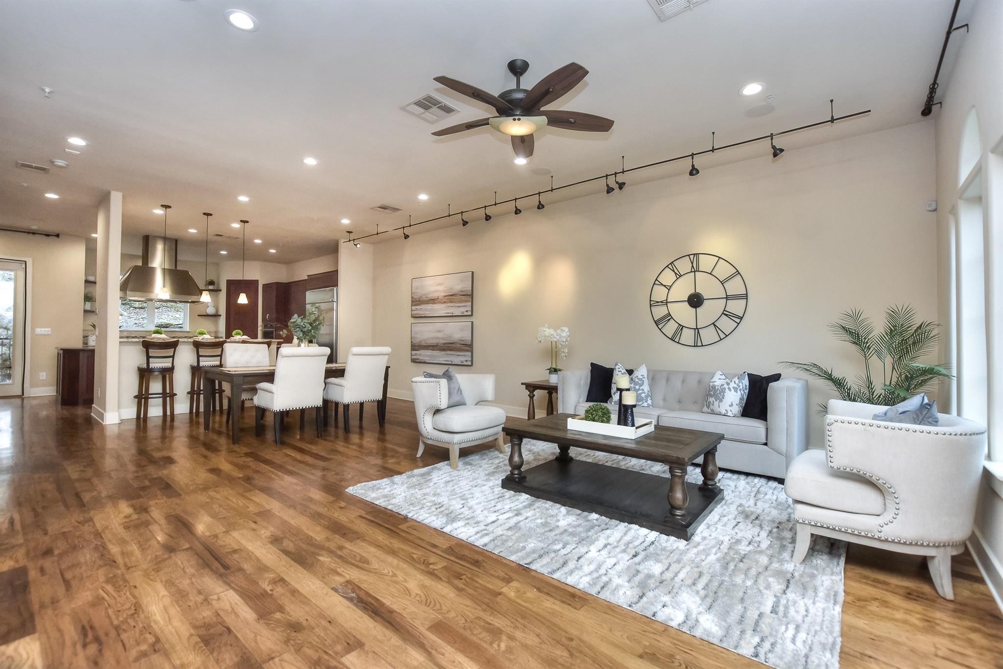 1529 Barton Springs Rd # 16, Austin, TX 78704