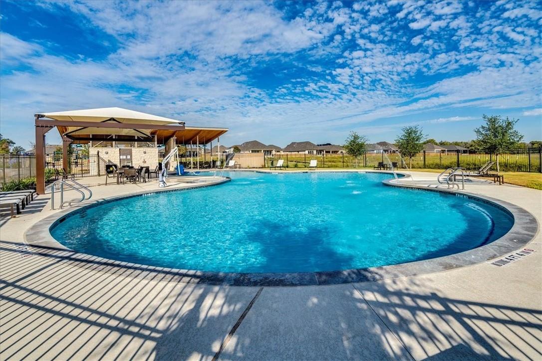 194 George Neggan Ln, Bastrop, TX 78602