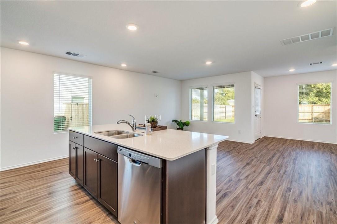 194 George Neggan Ln, Bastrop, TX 78602