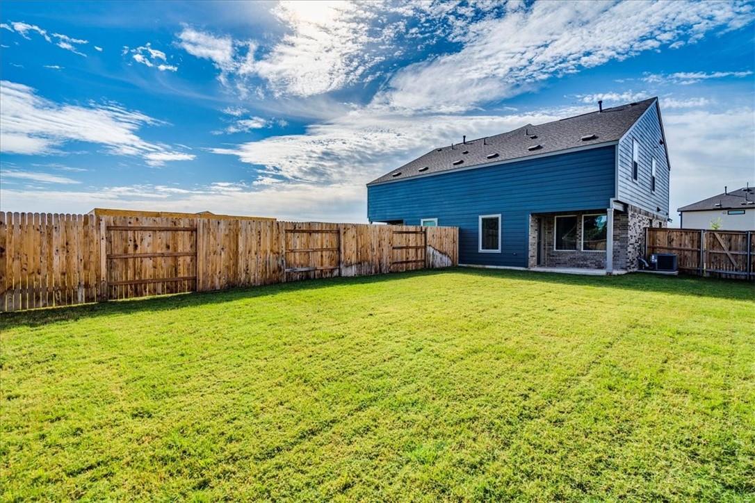 194 George Neggan Ln, Bastrop, TX 78602