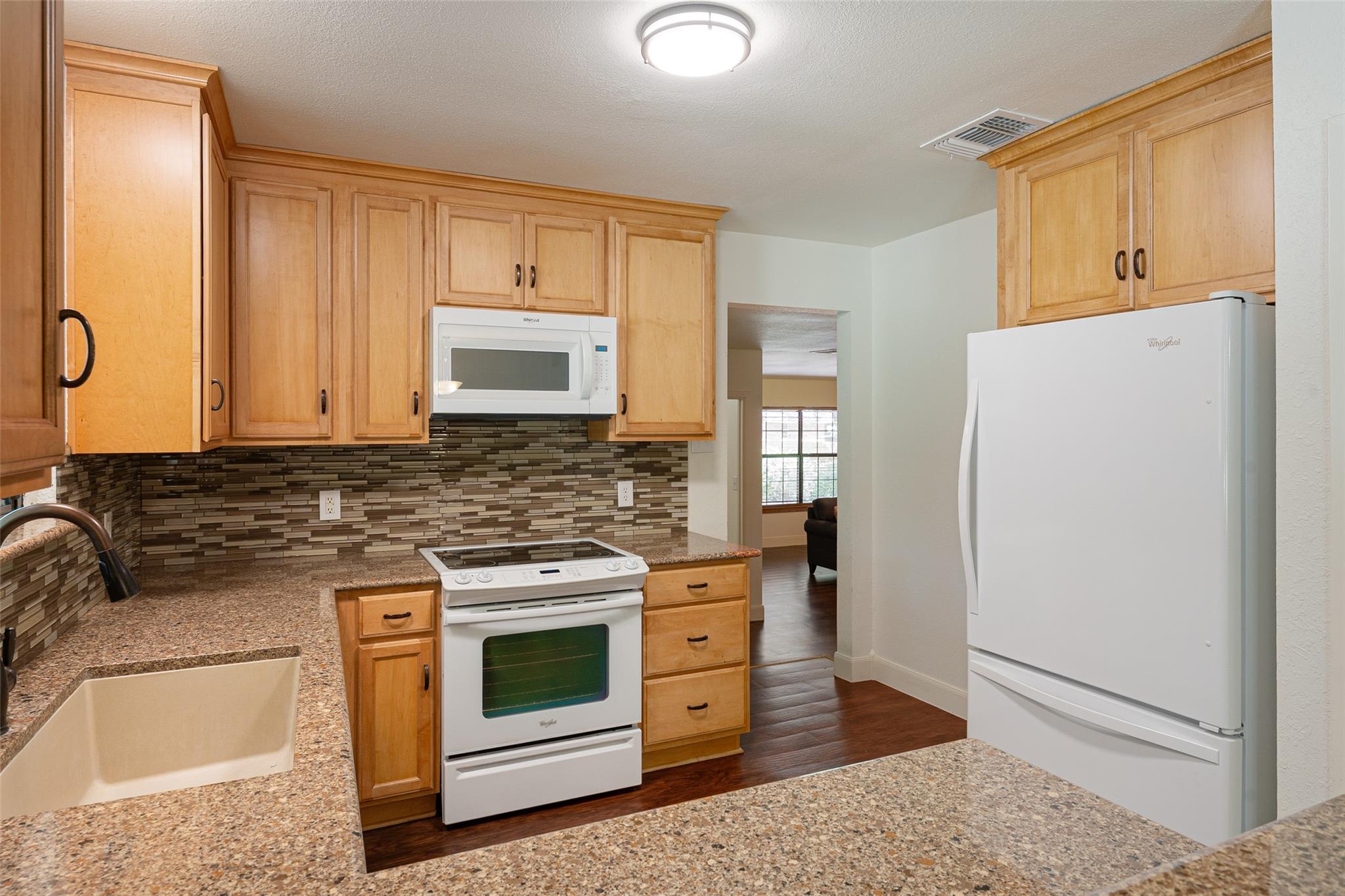 407 Suttles Ave, San Marcos, TX 78666