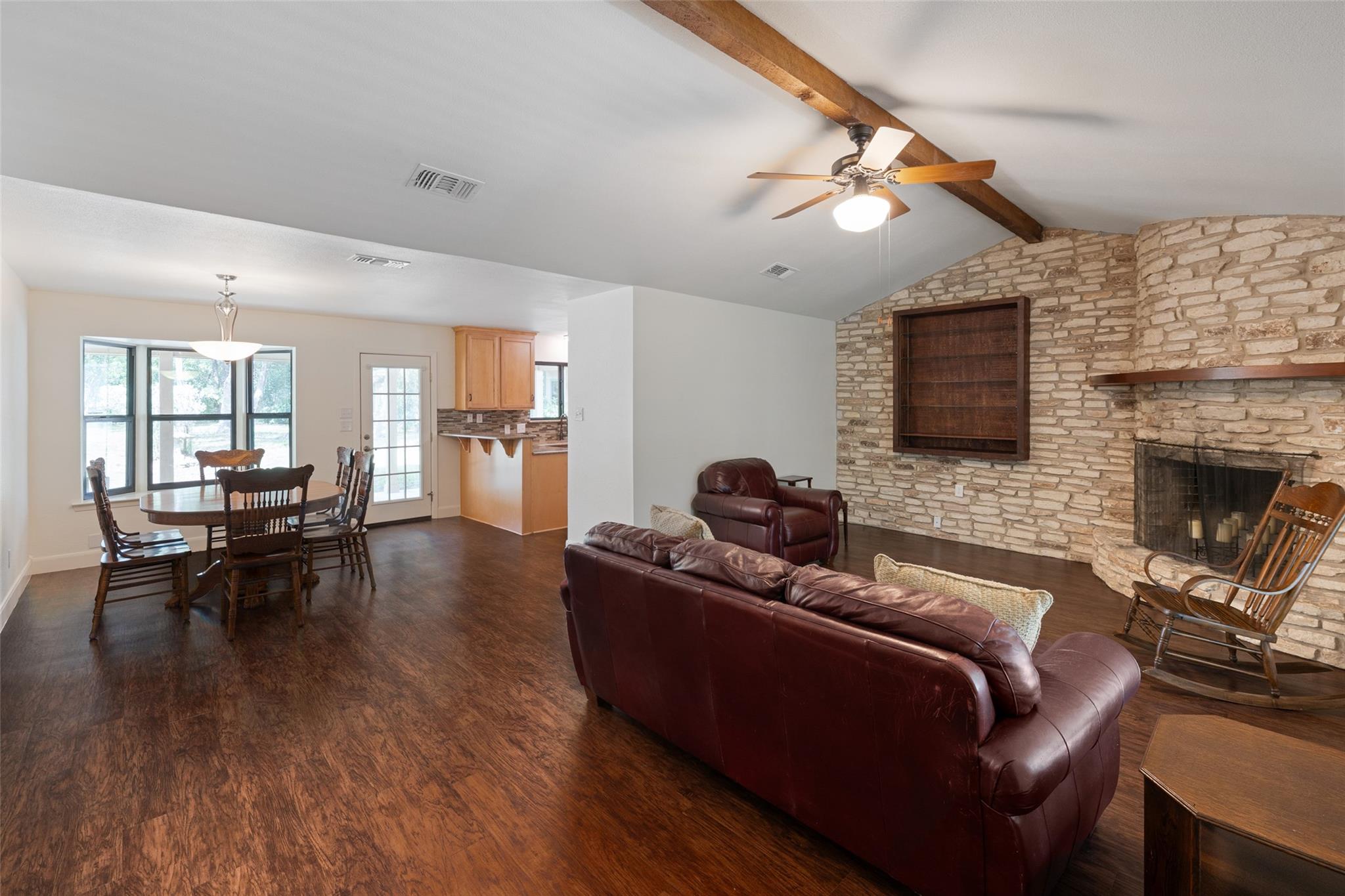407 Suttles Ave, San Marcos, TX 78666