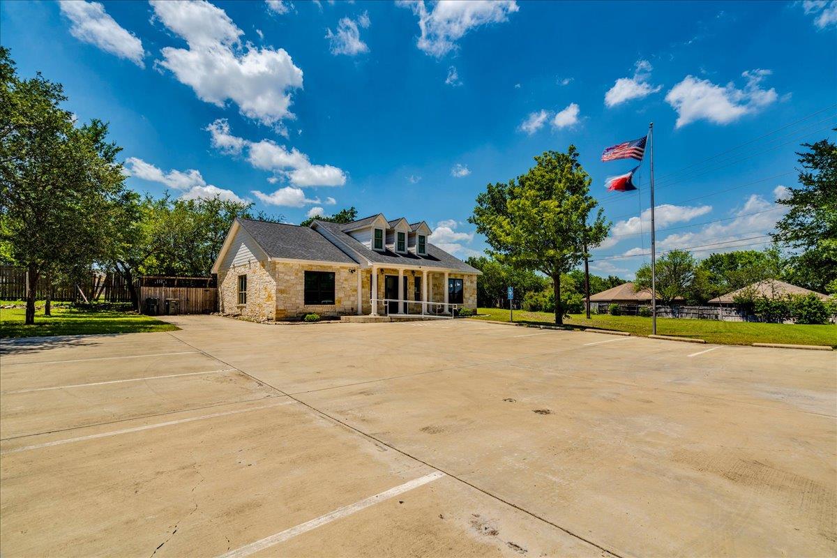 130 Hall Professional Ctr, Kyle, TX 78640