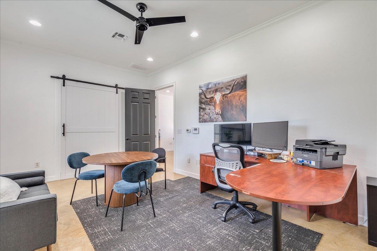 130 Hall Professional Ctr, Kyle, TX 78640