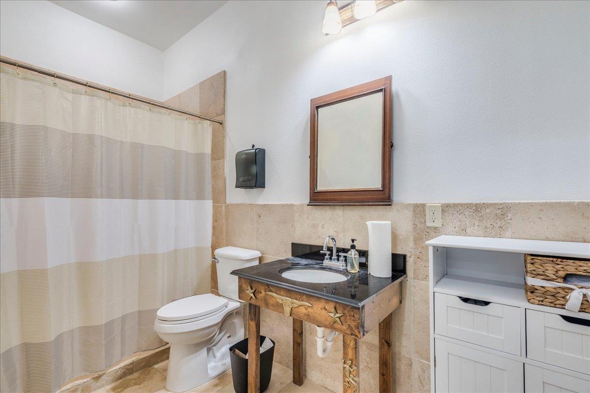130 Hall Professional Ctr, Kyle, TX 78640