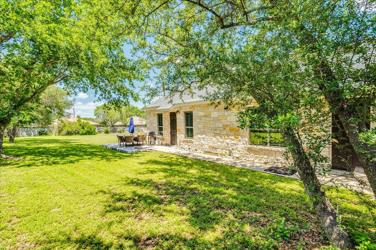 130 Hall Professional Ctr, Kyle, TX 78640