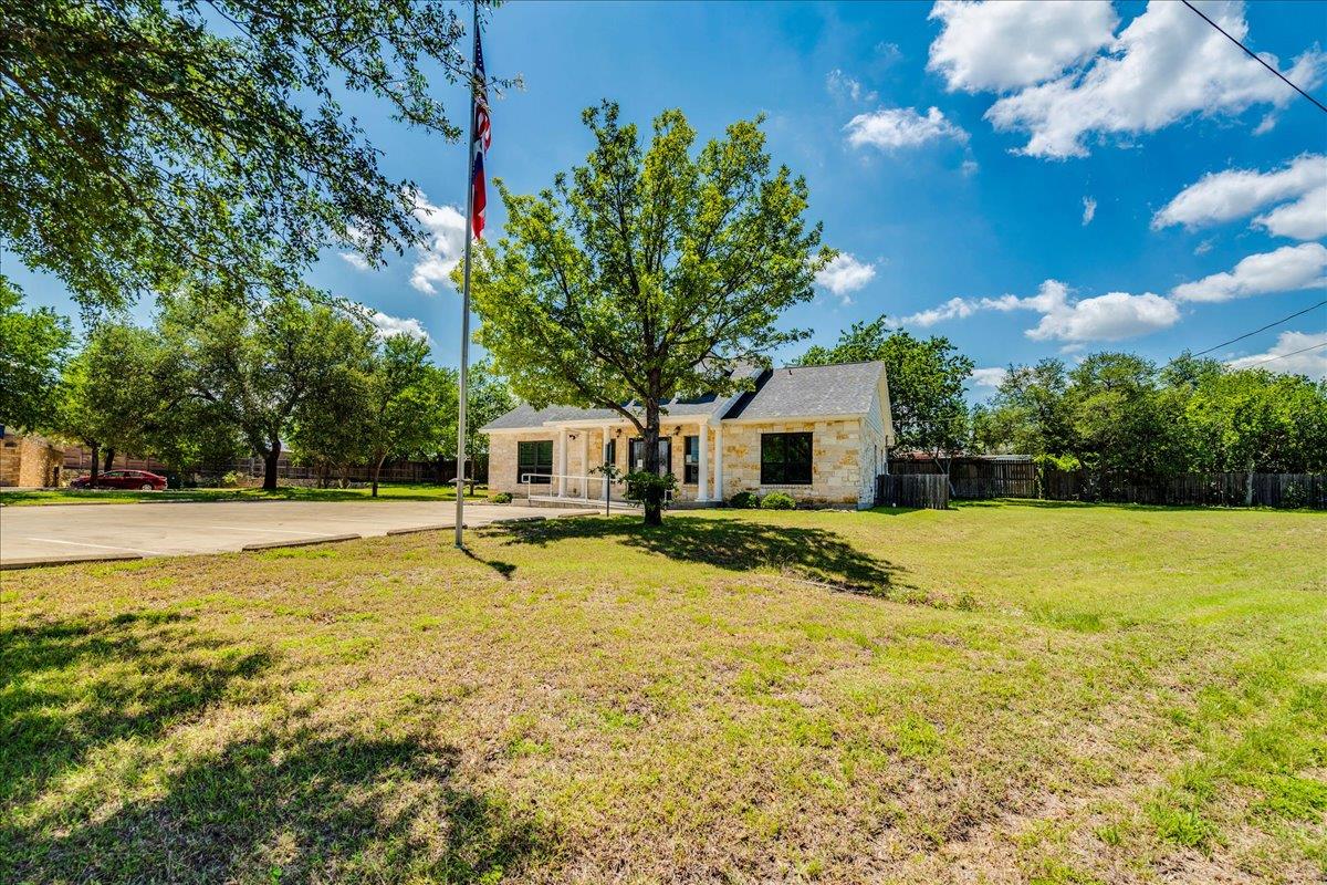 130 Hall Professional Ctr, Kyle, TX 78640