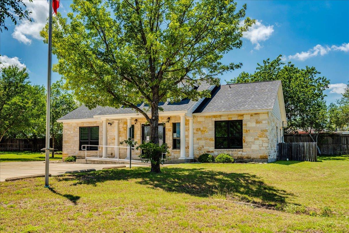 130 Hall Professional Ctr, Kyle, TX 78640