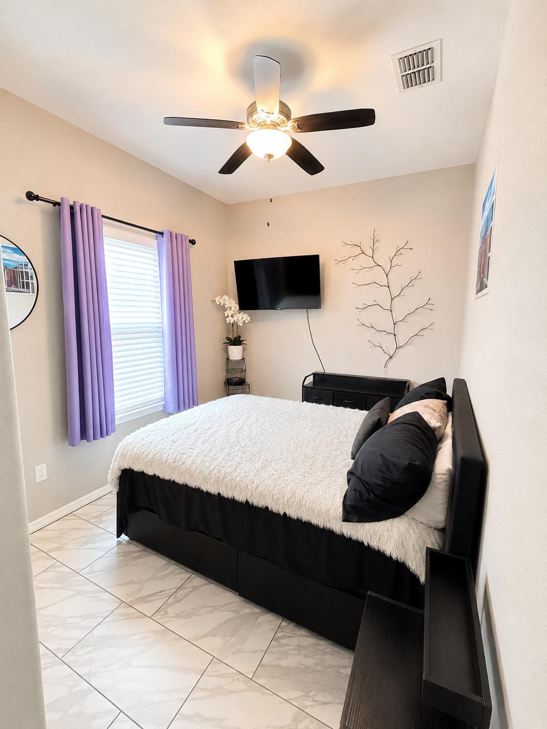 395 Willow Ave, Luling, TX 78648