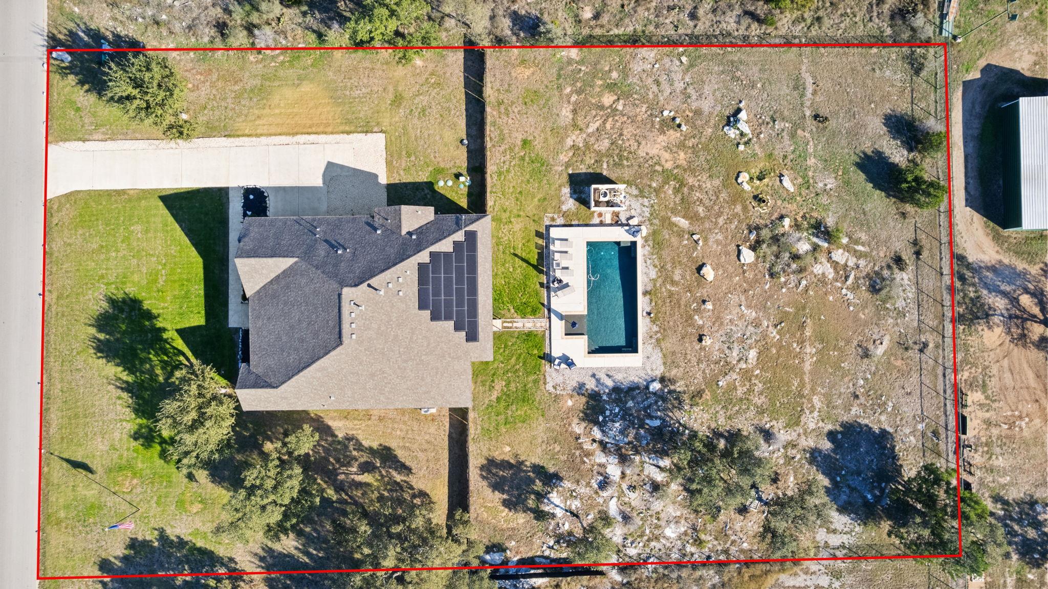 225 Spicewood Trails Dr, Spicewood, TX 78669