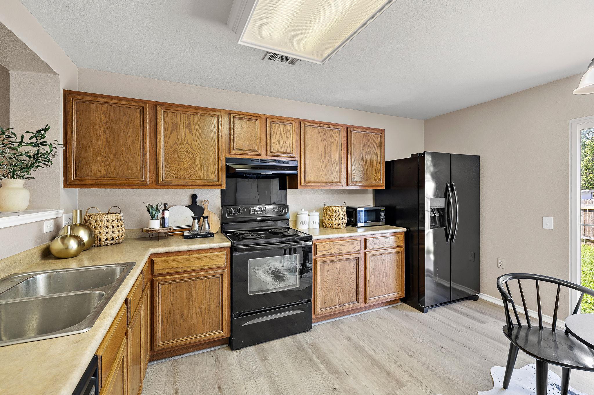 5705 Viewpoint Dr, Austin, TX 78744