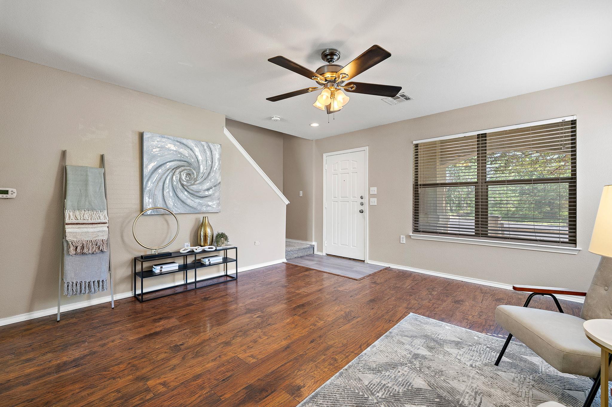 5705 Viewpoint Dr, Austin, TX 78744